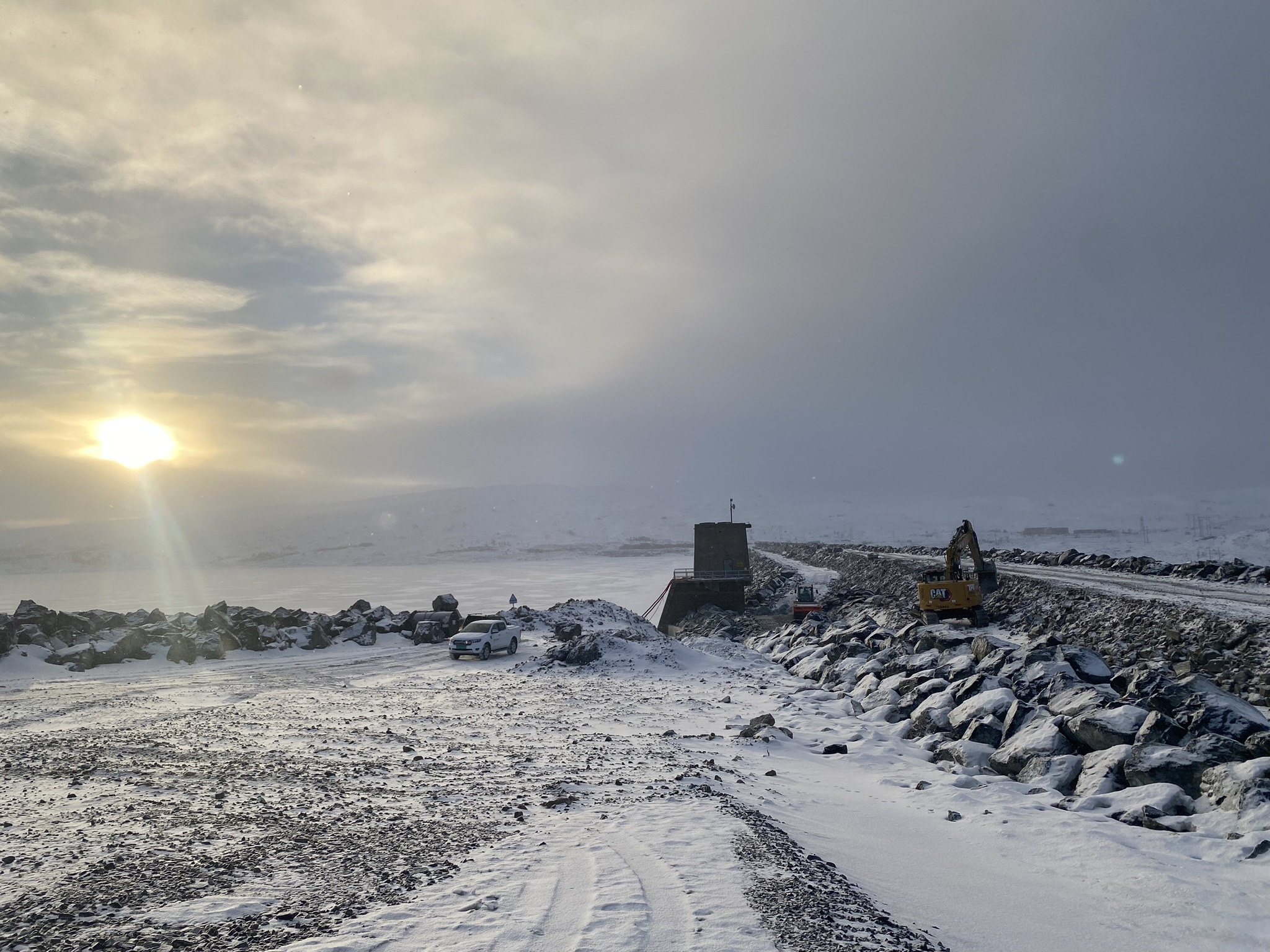 Nesjødammen i snø